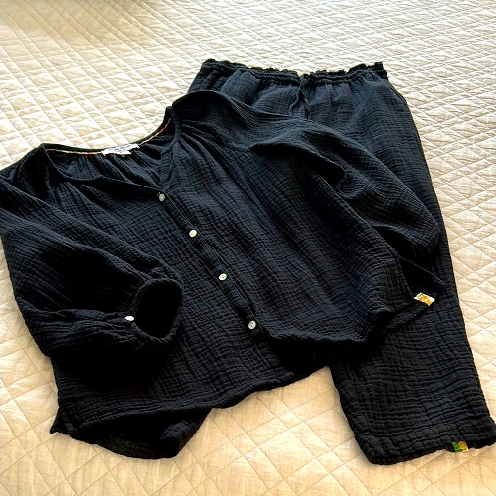 Tommy Bahamas - Black Button-Up Top and Pants Set
